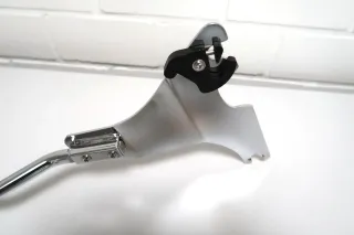 Original Harley-Davidson Sissybar Standard Rundrohrbügel Detachables Platten 52300016 53913-04 XL - Bild 5