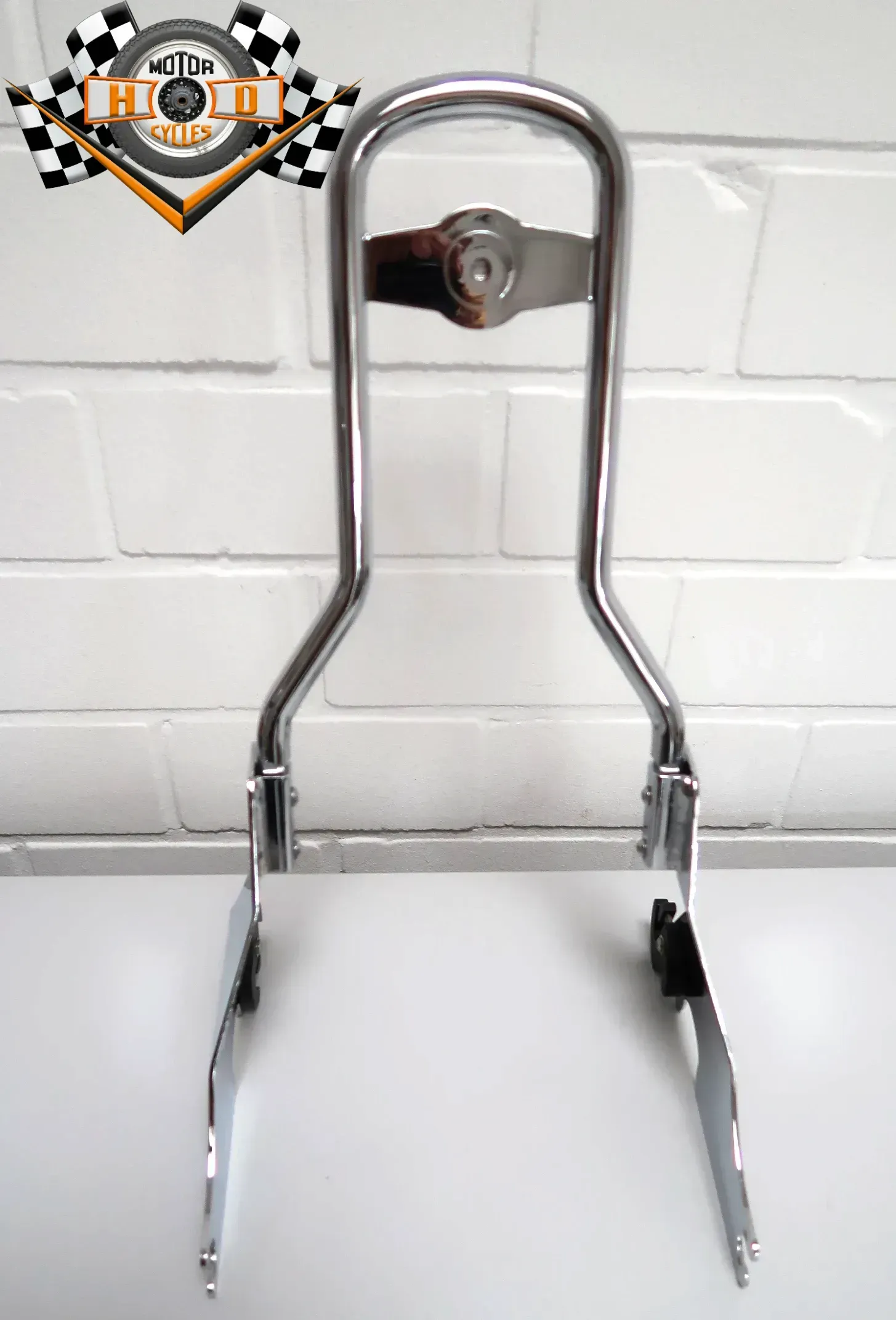 Original Harley-Davidson Sissybar Standard Rundrohrbügel Detachables Platten 52300016 53913-04 XL - Bild 1