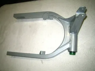 Harley Buell Schwinge hinten 47589-96Y S1 Lightning S2 S2T S3 SRT Thunderbolt - Bild 2